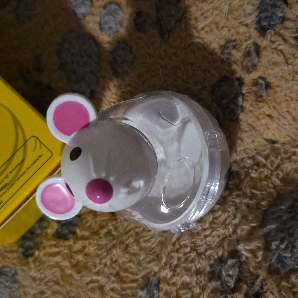Shaking Q Pet Feeder: Mouse